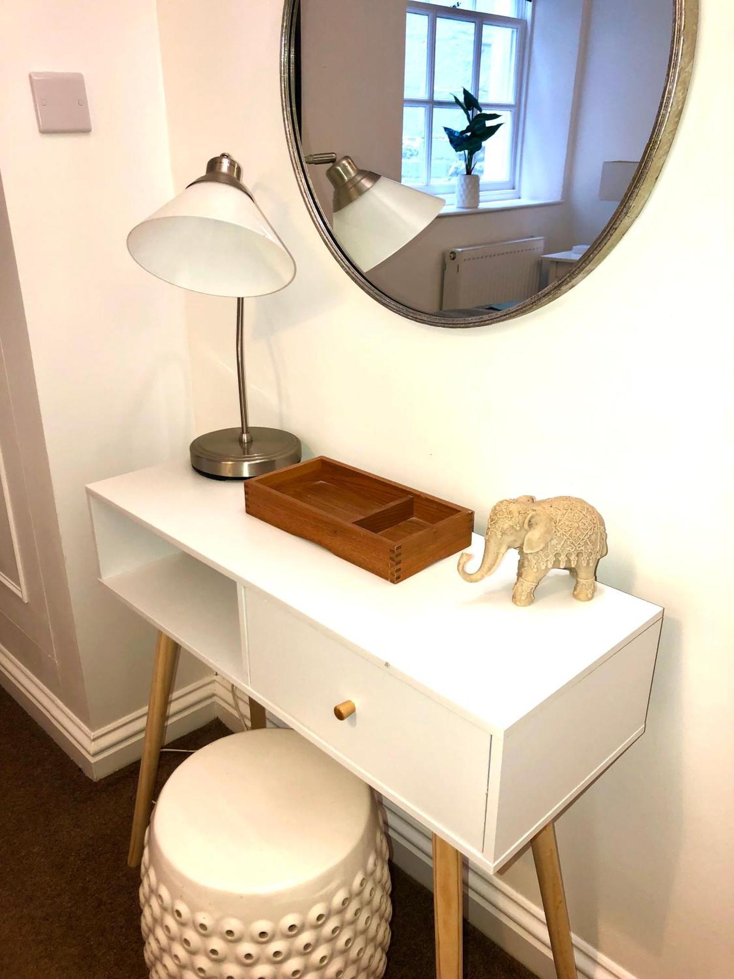 Superbly Located 2 Bedroom Luxury Apartment Bath Exteriér fotografie